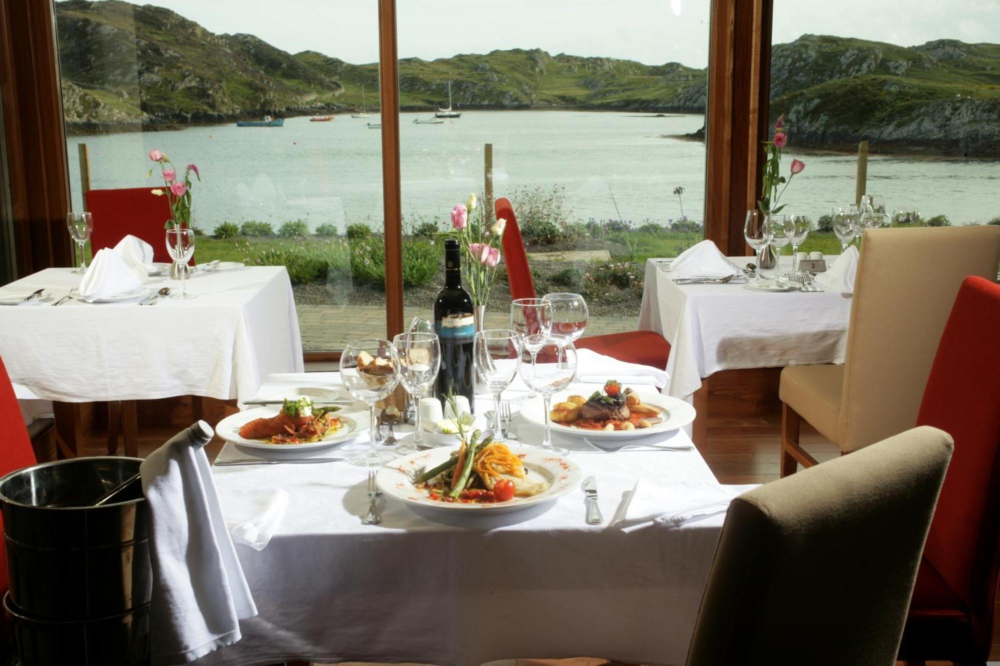 Inishbofin House Hotel Exteriör bild