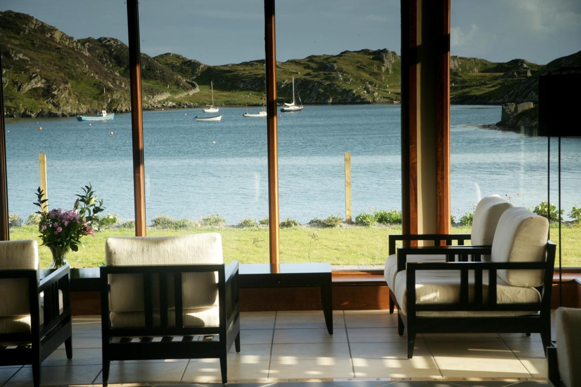 Inishbofin House Hotel Exteriör bild