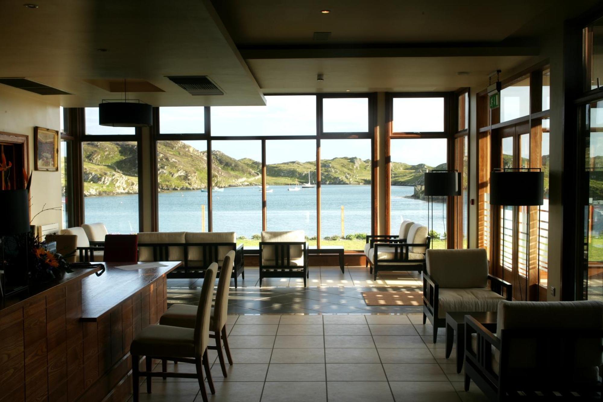 Inishbofin House Hotel Exteriör bild