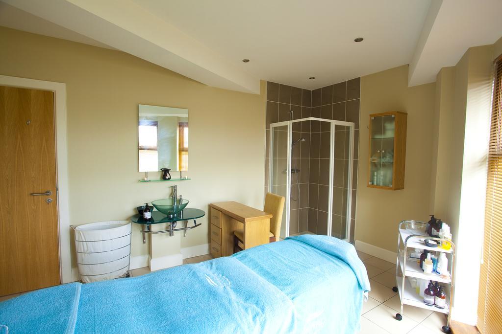 Inishbofin House Hotel Exteriör bild